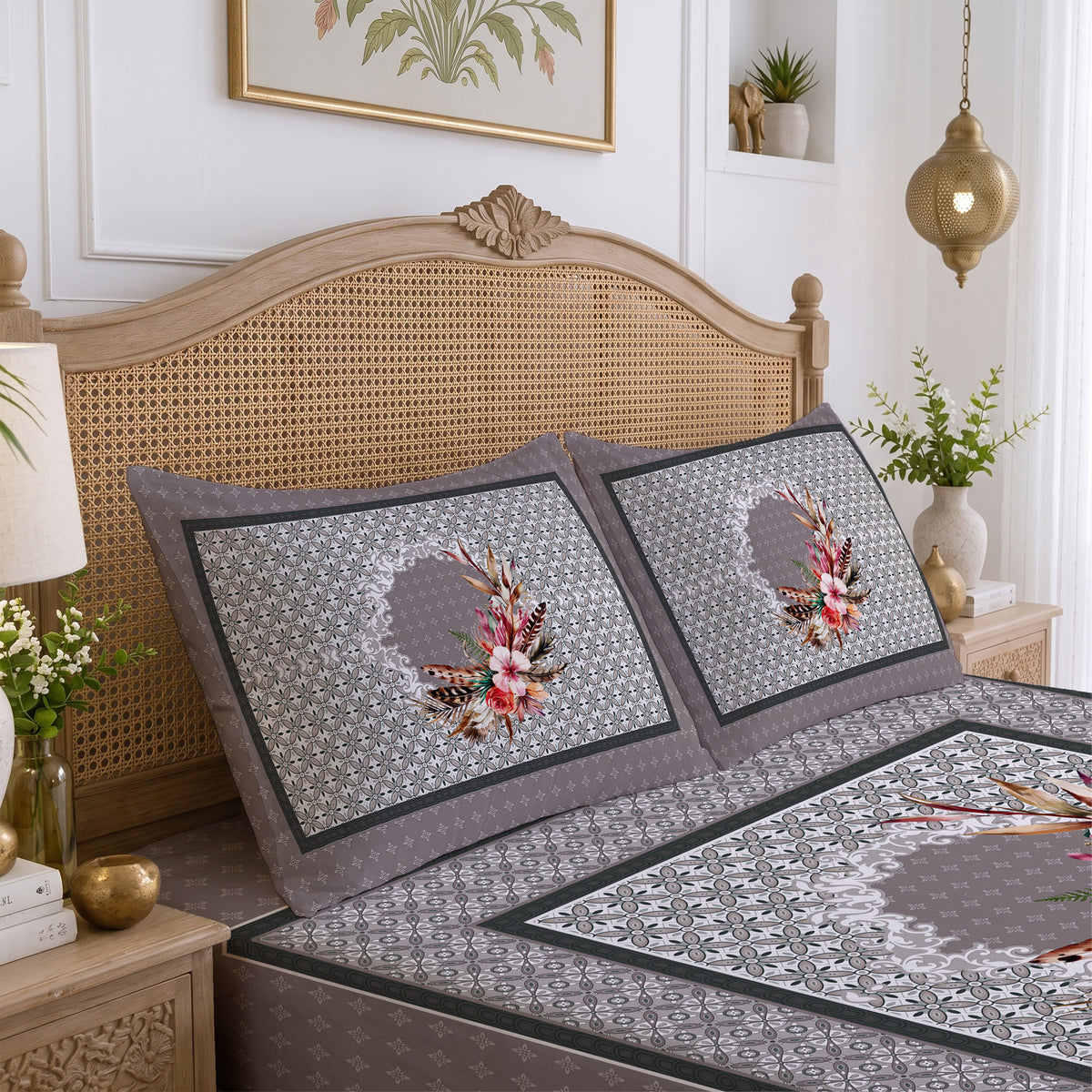 CHHAVI INDIA 210 TC Microfiber Printed King Size Bedsheet With 2 Pillow Covers