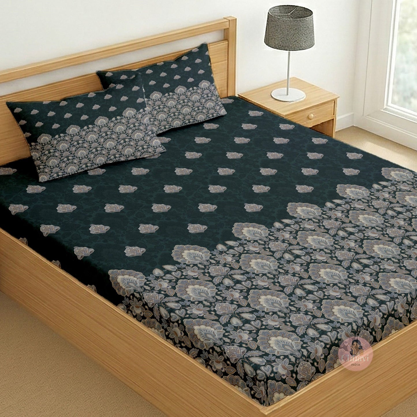 CHHAVI INDIA 210 TC Microfiber Printed King Size Bedsheet With 2 Pillow Covers