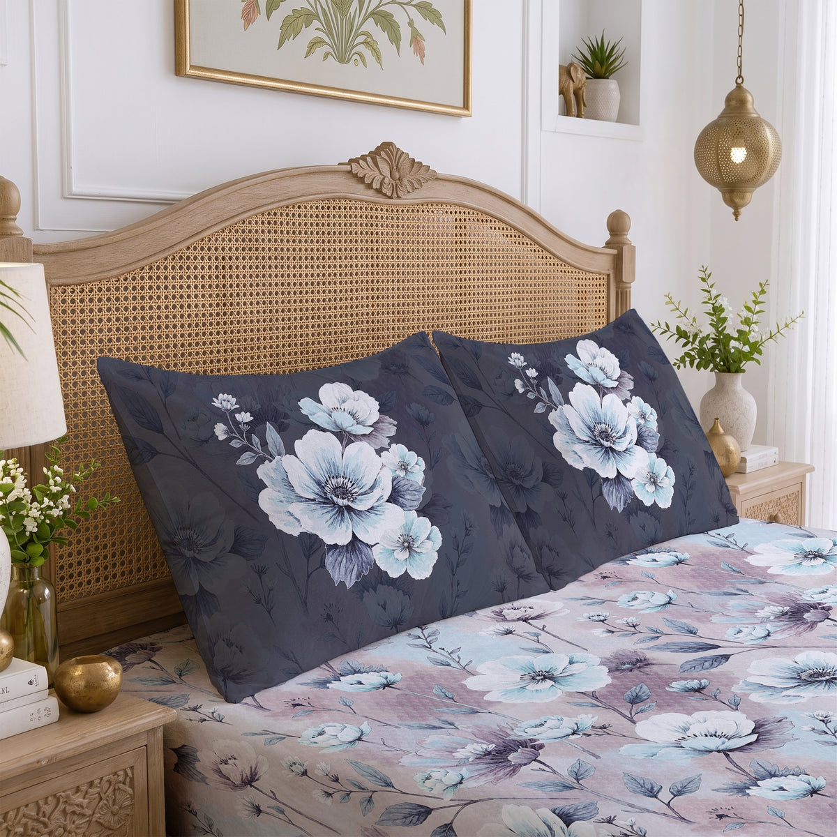 CHHAVI INDIA 210 TC Microfiber Printed King Size Bedsheet With 2 Pillow Covers